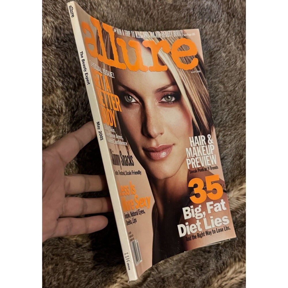 2001 MAY ALLURE MAGAZINE - AMBER VALLETTA - FASHION COVER -